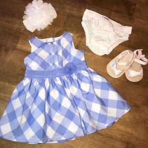 Carter’s Newborn Baby Girl Dress w/Bloomers & Bow